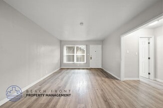 2076 Magnolia Ave, Long Beach, CA 90806