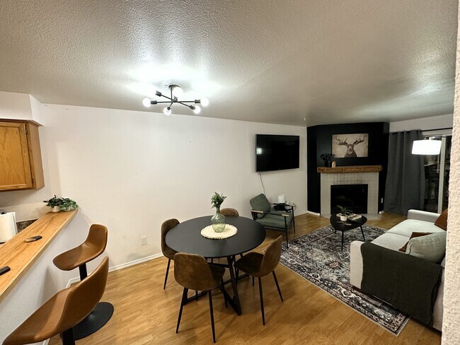 2830 Happy Ln unit 14, Anchorage, AK 99507 - photo 3