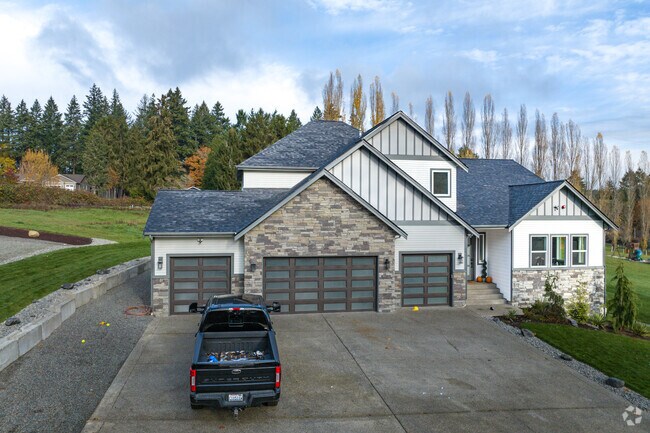 Craftsman-style homes with attached garages are common in Rosedale.