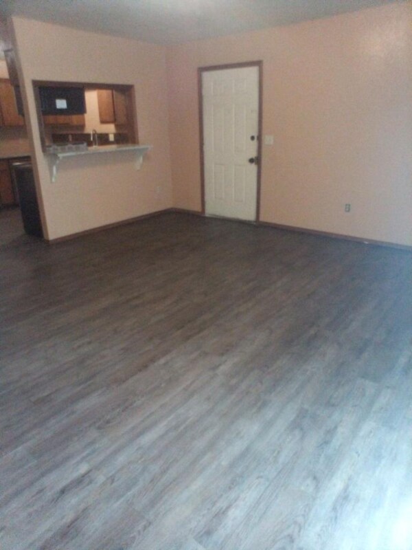 902 Cynthia St unit 43, Wilburton, OK 74578 - photo 2