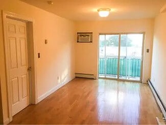 141-33 Pershing Crescent, Queens, NY 11435