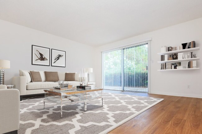 The Villas at Harbor Pointe, Pinole, CA 94564 - photo 6