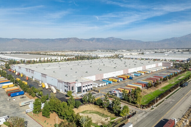 Amazon is one of the largest employers of Redlands.