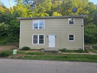 150 Edgewater Rd, Elizabethton, TN 37643