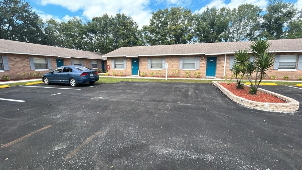 3221 Pershing St, Kissimmee, FL 34741 - photo 1