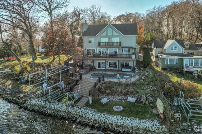 Some of the waterfront homes even have in ground pools off their back decks in East Johnsburg.
