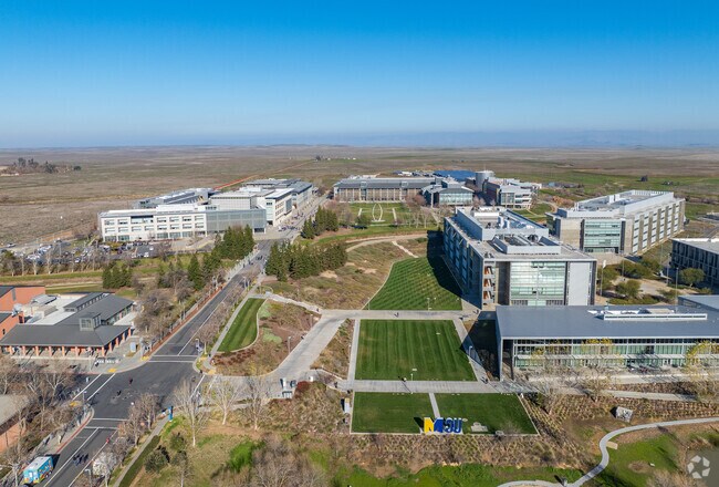 University of Merced is where students go for higher learning near the City of Winton.