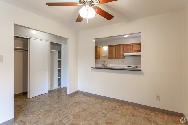 The Drake, Cleveland, OH 44120 - photo 6