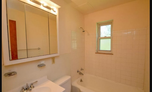 6921 Pin Oak Dr unit 2, Cincinnati, OH 45239 - photo 6