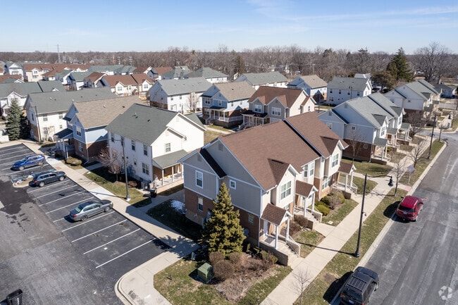 Rows of newly built homes in Gardenview Estates showcase the neighborhood’s organized layout and family-friendly atmosphere.