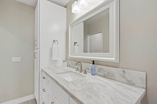 4744 Del Monte Ave unit ID1062714P, San Diego, CA 92107 - photo 5