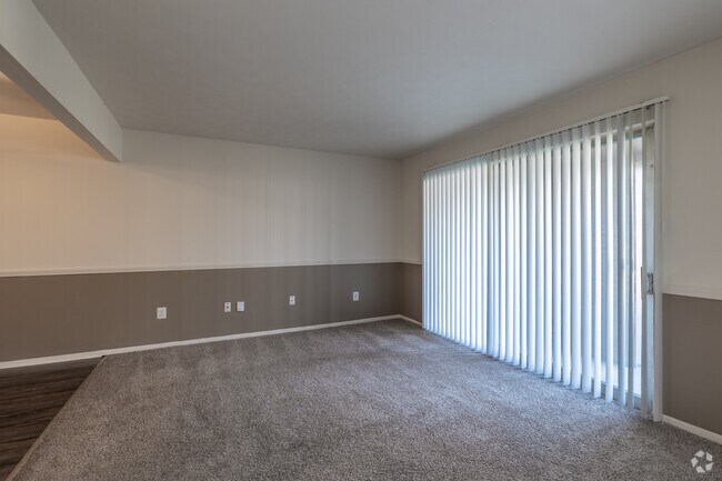 Waters Edge Estates, New Baltimore, MI 48047 - photo 4