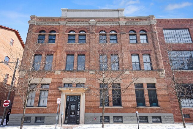 570 S Front St unit 212, Columbus, OH 43215 - photo 2