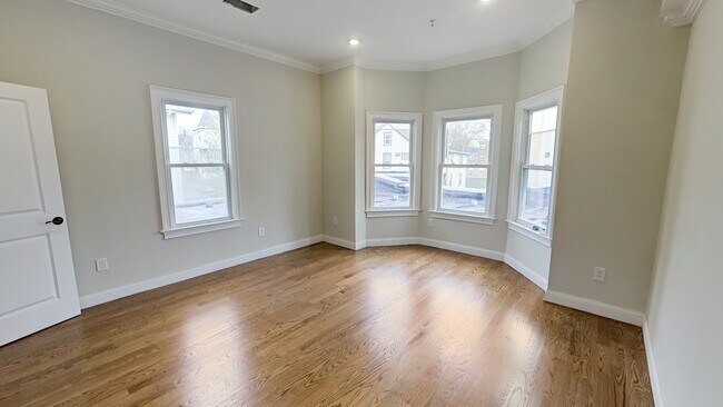 76 Cross St unit 2, Somerville, MA 02145 - photo 7