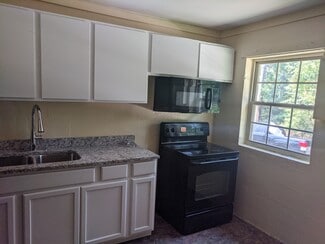121 Davidson Dr Unit 121 Davidson Dr., Wadesboro, NC 28170