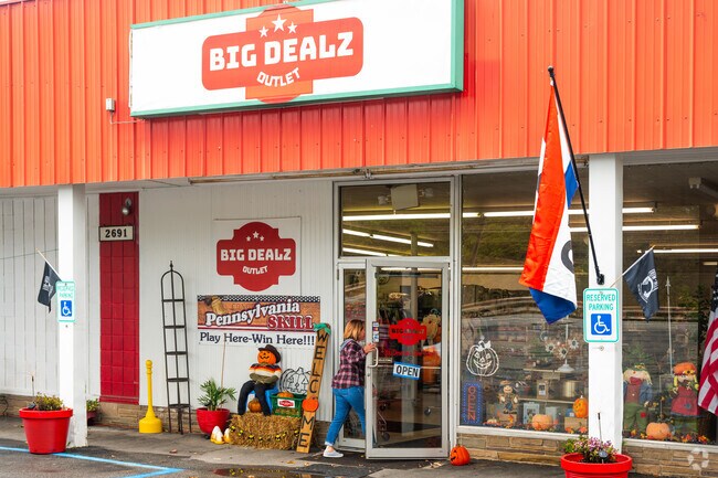 Big Dealz Outlet in Jackson offers discounted goods and household items.