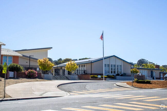 Burlingame Intermediate School provides education in the neighborhood of 
Ray Park