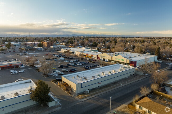 The southwest corner of Meadowood has plenty of dining and shopping options.