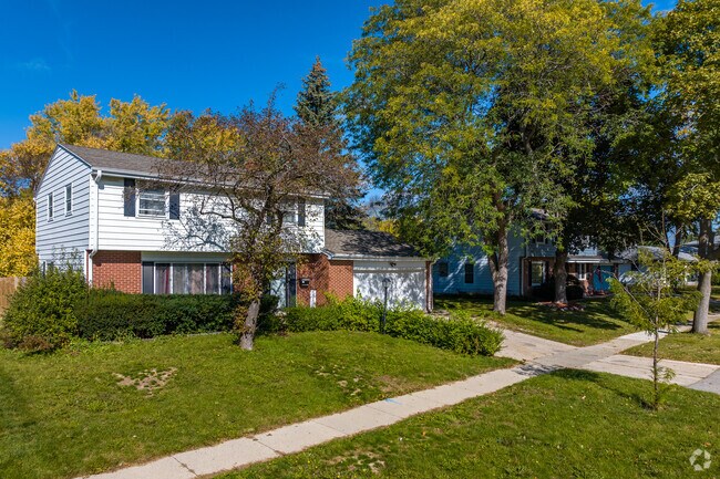 Colonial homes are popular in the Menomonee River Hills neighborhood.
