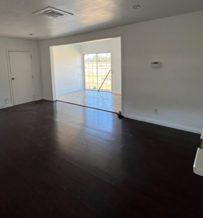 3138 N Casa Loma Dr, San Bernardino, CA 92404 - photo 4