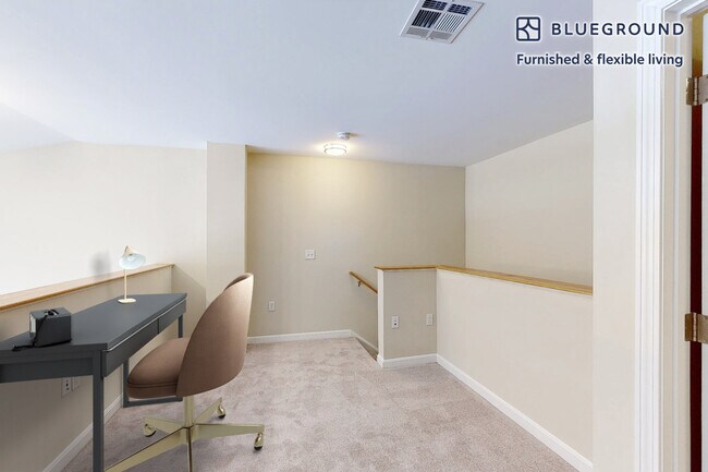 1000 Bay Dr unit FL2-ID3985A, Marlborough, MA 01752 - photo 4