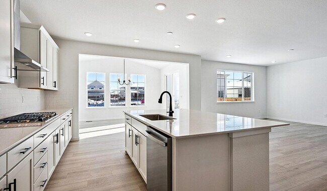 2132 S Irvington St, Aurora, CO 80018 - photo 5