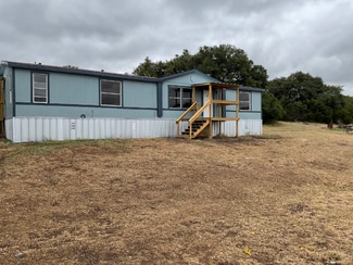 230 Linda's Ln, Gatesville, TX 76528