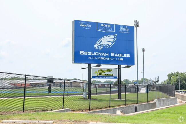 Sequoyah Middle School encourages students and fans to Come Soar With Us.