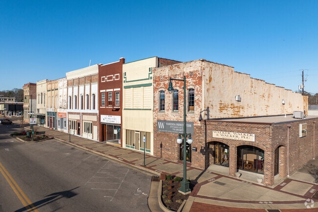 Downtown Dyersburg is made up of historic buildings.