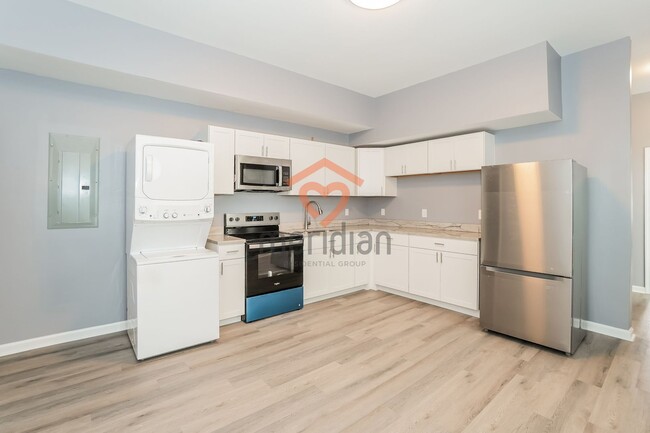 61 Hanover St, Charleston, SC 29403 - photo 5