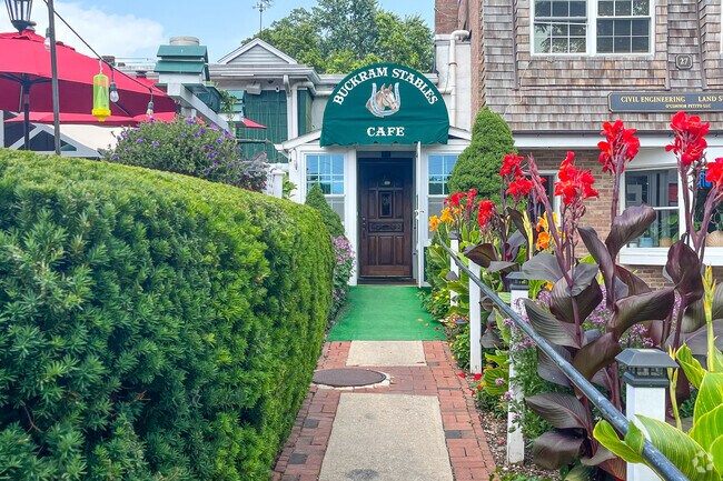 Buckram Stables Cafe is a popular  American restaurant known for comfort food located near Matinecock.