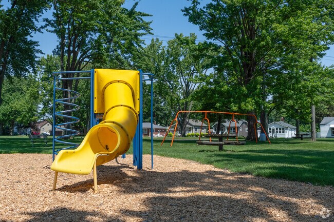 Lawndale Park playground in Mount Clemens.