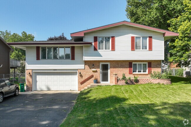 Freshly mowed lawns and recently updated exteriors are features of many homes in Willow Park.