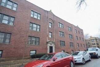 916 Crain St Unit A02C, Evanston, IL 60202