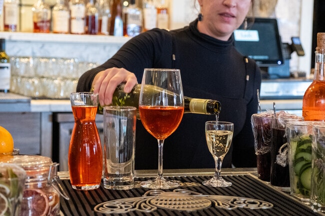 Lure Fish House in nearby Hope Ranch has a great brunch bar.