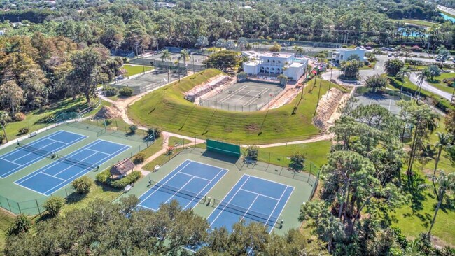 3310 Europa Dr unit FL2-ID1049697P, Naples, FL 34105 - photo 4