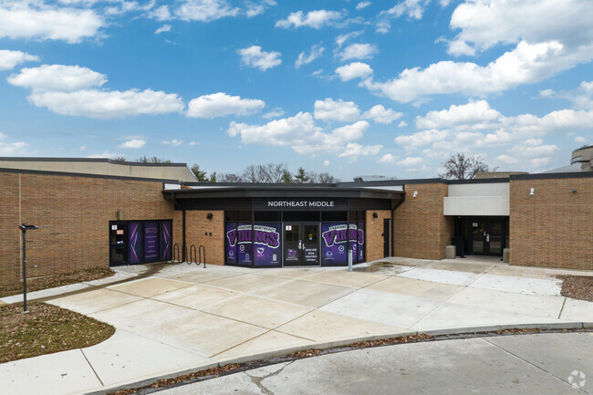 47% of students at Parkway Northeast Middle are at least proficient in Reading.