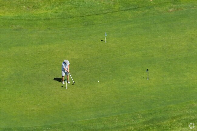 Nearby Cedarcrest Golf Course is the place to try your skill at putting.