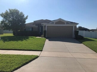 2966 Santa Marcos Dr, Clermont, FL 34715