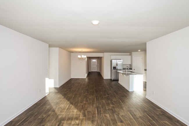 1223 Lakeshore Dr, Camden, SC 29020 - photo 4