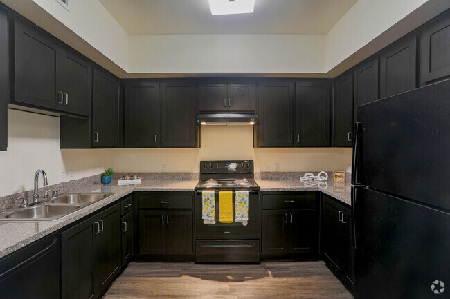 Alexander Station, Gilroy, CA 95020 - photo 3