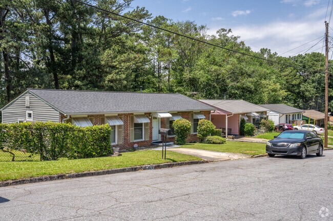 Homes with perfectly shaped hedges in Fairburn Heights offer a glimpse into the pride of resident's properties.