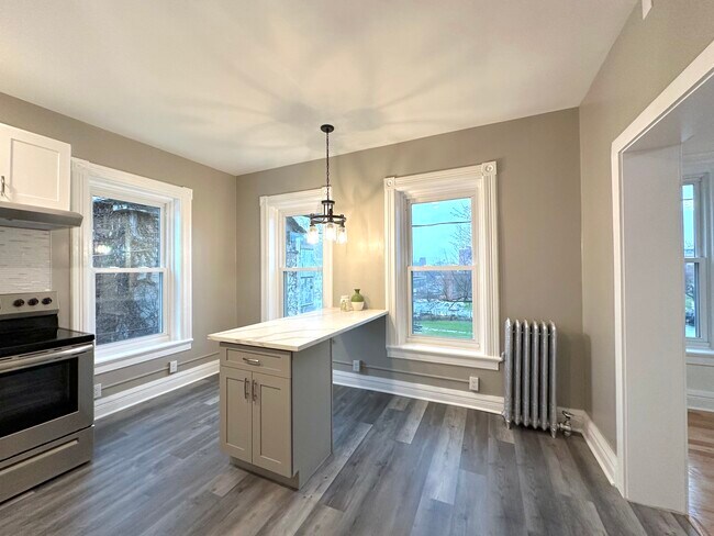 152 Grand St unit 2, Newburgh, NY 12550 - photo 4