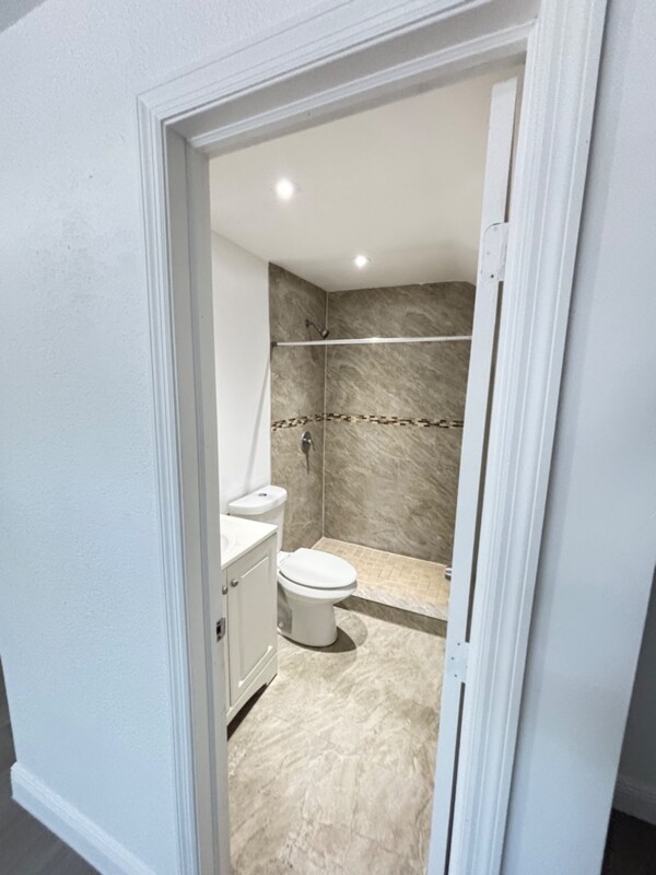 1967 NW 24th Ave unit 2, Miami, FL 33125 - photo 4