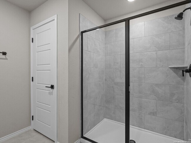 10215 Red London, San Antonio, TX 78239 - photo 7