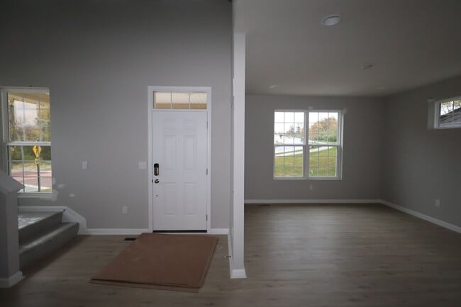 5694 Ohio Trail, Green Township, OH 45248 - photo 6