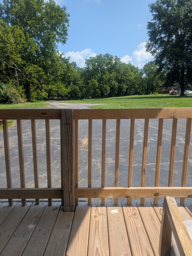 1680 E Whisnand Rd unit 7, Bloomington, IN 47408 - photo 3