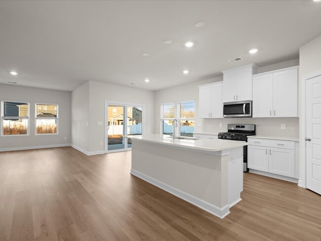 326 Allingham Rd, Piedmont, SC 29673 - photo 2