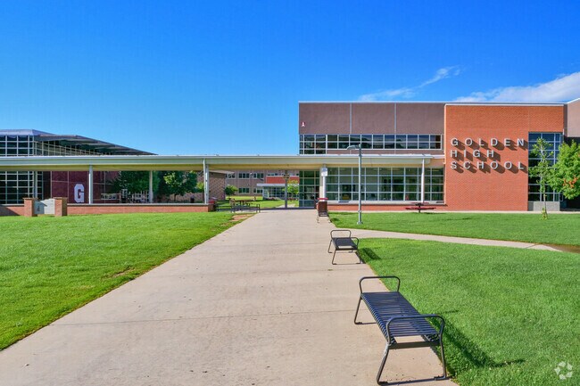 The main entrance to Golden High School.