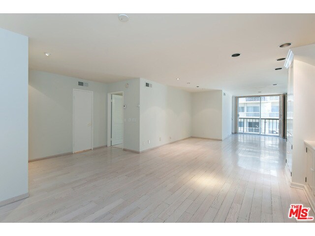 Wilshire Selby East unit 7th Floor, Los Angeles, CA 90024 - photo 4